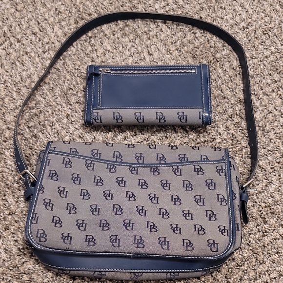Dooney & Bourke Blue and Gray Logo Shoulder Bag+Wallet Set - Picture 2 of 12